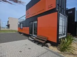 Casa Container à beira-mar! Térreo 1