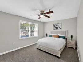 Family Friendly, Spacious 2bd 1bt Apartment