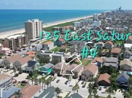 One by forth Block to Beach Ground Floor Pristine Pool