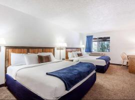 Sandpoint Inn, luxe hotel in Ponderay