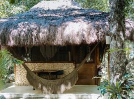 Cavelands become one with nature, hôtel à Cedro