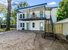 Charming Lafayette Apartment - 3 Bedrooms Free Parking