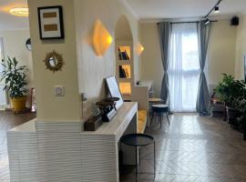 Le Duplex, hotel in Argenteuil