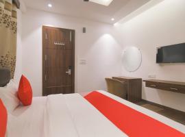 Hotel O Rudraksh, hotel in Indore