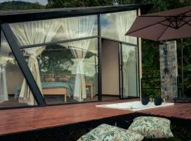 Glamping Santuario paraíso de aves y mariposas