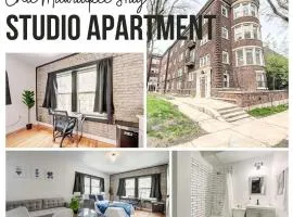 Elegant Studio McKinley Beach - Brady St Lowr East