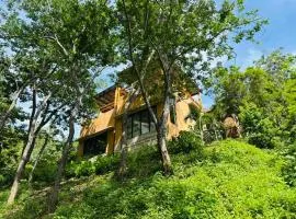 Casa Yute by Ahau Collection