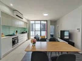 Modern 2BR apartment in Asquith