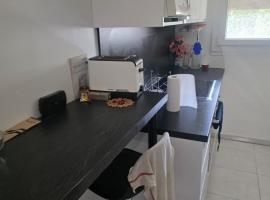 chambre - Paris - salons & missions pro, hotel in Montrouge