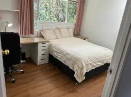 UQ double bed for nice living U3