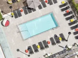 Luxury Apartments by Hyatus at Boston Assembly Row