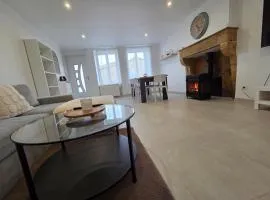 Charmante maison de pierre rénovée a 5min de Charleville-Mézières