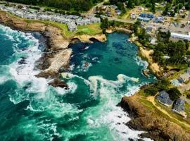 Stunning Oceanview Townhouse Walk to Seawall, Shops & Depoe Bay Dining