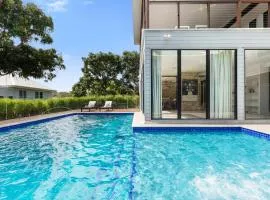 5BDR Ultimate Family Retreat Pool Toys Galore