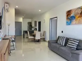 Apartment Close to the Beach with Pool