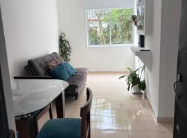 Amplio apartamento 806, hotel i Armenia