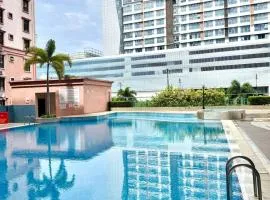 MARINA COURT PENTHOUSE VACATION HOME 5 BEDROOMS KOTA KINABALU - 15 pax