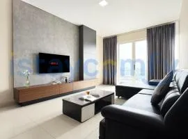 2BR Aston Residence 1811 City View
