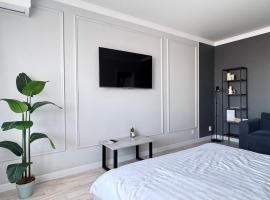 Апартаменты люкс класса, holiday rental in Pavlodar