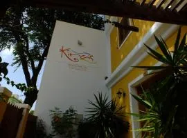 Kira's Boutique Hotel、ミンデロにあるセザリア・エボラ空港 - VXEの周辺ホテル