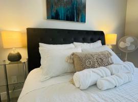 Casa Del Mar-A family Suite in Victoria、ラングフォードのホテル