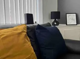 2 BDR House By Eason Stays Short Lets & Serviced Accommodation Warrington With Free Wifi