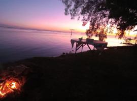 Moana at Teahupo'o, ξενοδοχείο σε Teahupoo