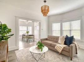 Eclectic 2BR - Victorian Charm - Steps to Fun