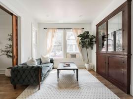 Stay Portland - The Étoile Suite - Nob Architecture & Boutiques, hotel in Portland