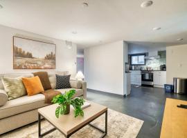 Stay Portland - Luxury Living on NW 23rd Ave, Walk Score 99, hotel in Portland
