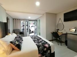 The Chameleon, hotel a Centurion