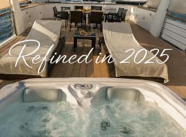 Luxury Floating Sea House Star Line - Marina Portorož, hotel a Portoroz