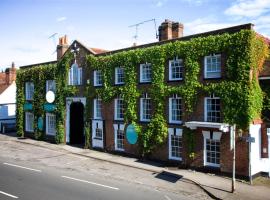 The Talbot Inn, pet-friendly hotel in Woking