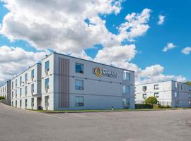 Quality Inn & Conference Centre, hotel in Midland