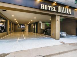 Tongyeong Daon Hotel, motel in Tongyeong