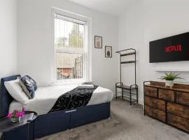 5Bedroom - 8Beds - 2Bath x5 Tv's Discounts