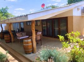 Crafted Africa Guest House, homestay in Lilongwe