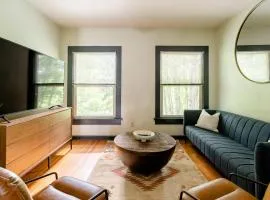 Cozy Calm Vibes in PDX- Near Local Coffee & Food