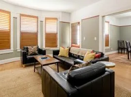 Stay Portland - Sun-filled Home in Buckman Neighborhood with 2BRs