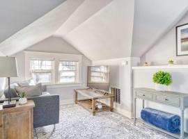 Stay Portland - Luxury Portland Gem! 99 Walk Score, New Remodel, hotel in Portland