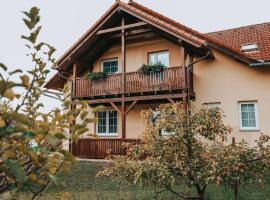 Apartmány na Horce、Blataのホテル