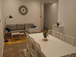 ღ Ordemique - Coeur de ville 7 chambres, Wifi fibre, hotel in Douai