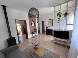 Casa Albe, hotel in Massa dʼAlbe