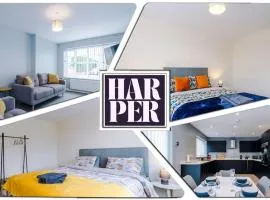 Spacious Detached House Driveway By Harperletting ShortLets & Serviced Accommodation Hawarden With Long or Short Stays Disc options