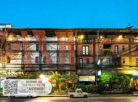 The 8 Factory Hotel Phitsanulok