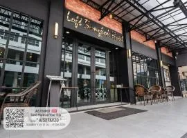 Loft Bangkok Hotel