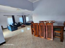 Scandinavia-Nordic House in Entebbe, Hotel in Namulanda