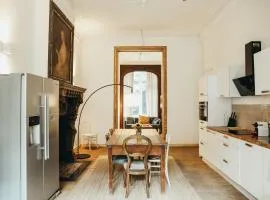 Beauvoir, Parc de la Boverie by WelcHome