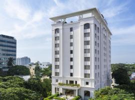 The Raintree, St. Mary’s Road, hotel in Chennai