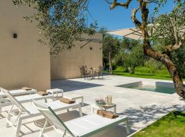 Eco-Friendly Villa In The Heart Of Salento, Hotel in Novoli